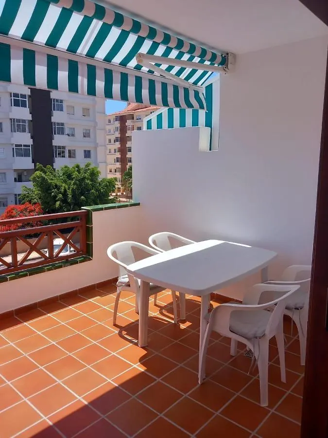 Victoria Court 2- Lovely Apartment 25 Arona
